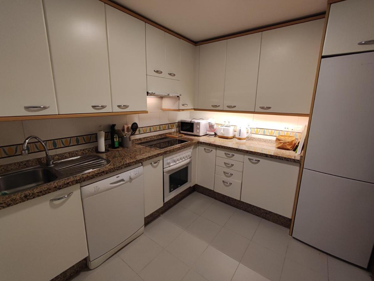 Costalita On The Beach - 3 Bedroom Cosy Apartment エステポナ エクステリア 写真