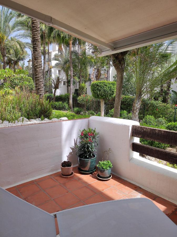 Costalita On The Beach - 3 Bedroom Cosy Apartment エステポナ エクステリア 写真